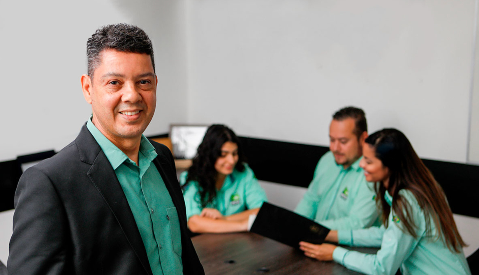 Fundador e equipe Ecosistema Seguros